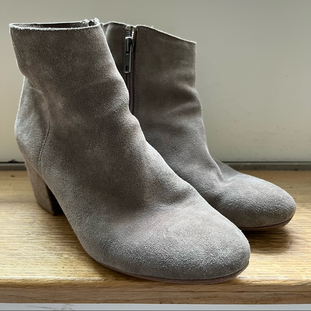 Steve Madden suede booties